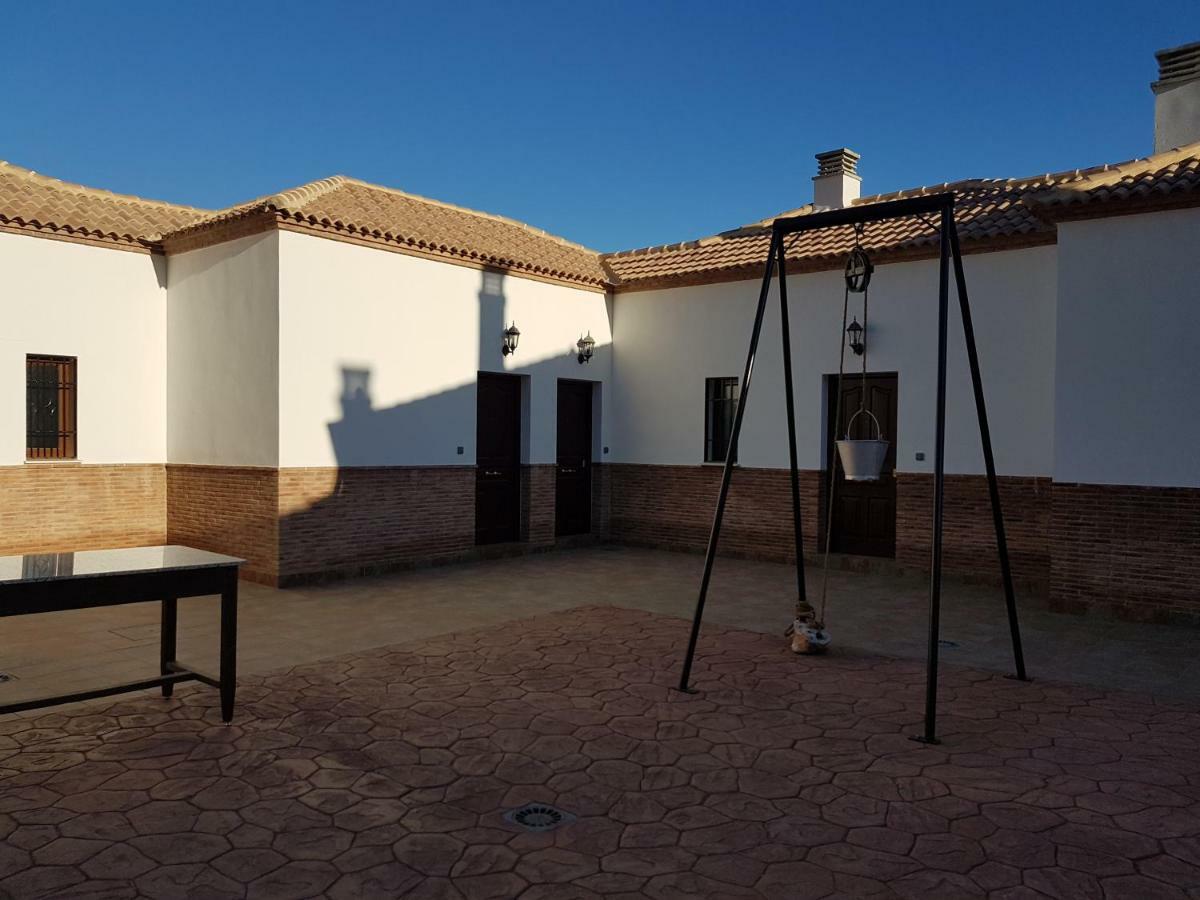Apartamentos Rurales La Dehesa Del Acebuche ハエン エクステリア 写真