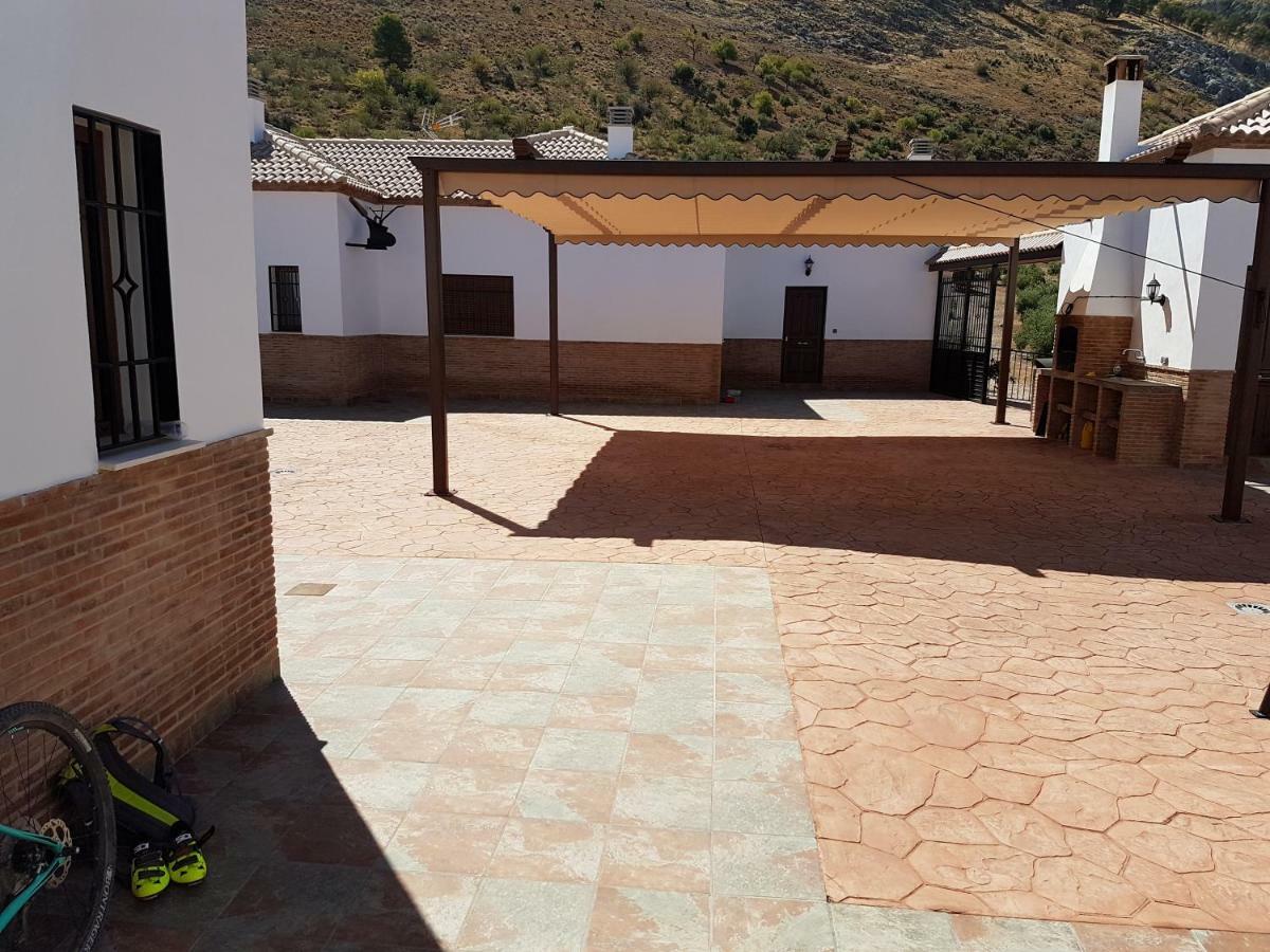 Apartamentos Rurales La Dehesa Del Acebuche ハエン エクステリア 写真